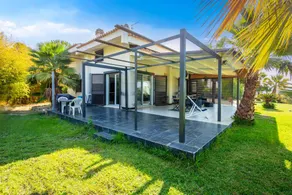 Family-oriented ample villa with garden, hot tub & terrace | City view | Good for workation | Pets are welcome - Image 2