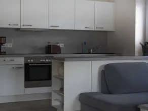 Child-friendly holiday apartment with garden & barbeque - Image 5
