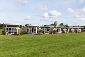 Chalet avec jardin, terrasse et barbecue - Image 2