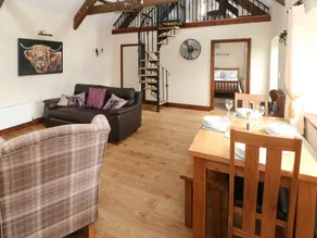Fully equipped cottage with garden & jacuzzi | Dogs allowed - Image 4