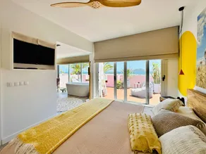 House with garden, terrace & private pool | Sea view | Suitable for remote work - Image 2