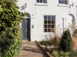 Child-friendly cottage with garden & BBQ | Pet-friendly - Image 3