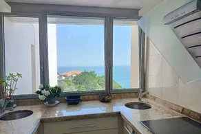Holiday apartment with pool - Image 4