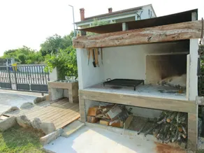 Flat with barbecue & terrace - Image 5
