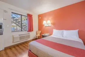 Holiday apartment with pool & terrace | Pet-friendly - Image 2