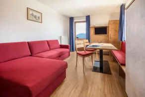 Ferienwohnung "Residenz Condor Rosengarten" mit Bergblick, Sauna, WLAN & Garten - Image 3