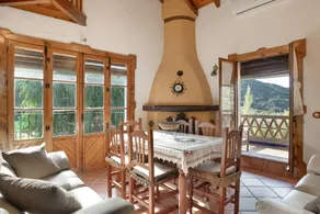 Country House 'Monte Las Viñas' with Mountain View, Private Pool and Wi-Fi - Image 5