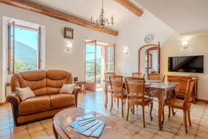 Pleasant house with terrace | Mountain view | Perfect for remote work | Pets are welcome - Image 3