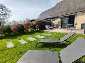 Holiday Home “Le Duo du Domaine de l’Epinay” with Private Terrace, Garden & Wi-Fi - Image 2