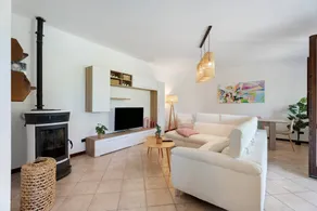 Holiday Home 'Villa Fox' with Garden, Balcony & Shared Wi-Fi - Image 3