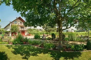 Apartment with BBQ & garden - Image 2