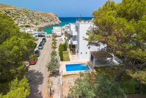 Villa mit privatem Pool, Garten und Terrasse - Image 4