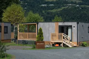 Beautiful house with terrace & hot tub - Image 2
