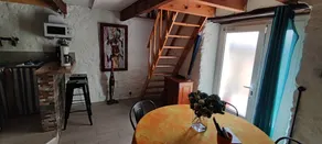 Charming house with garden, jacuzzi & BBQ | Mountain view - Image 2
