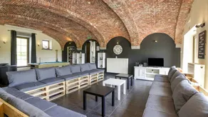 Casa adatta alle famiglie con piscina, giardino e terrazza | Ideale per lavorare da remoto - Image 2