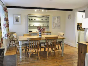 Penhill Farm Cottage - Image 5