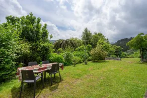 Holiday Home 'Lolo' with Private Garden and Wi-Fi - Image 2
