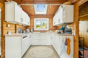 House with barbecue, terrace & garden | Good for workation - Image 5