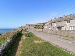 Family-friendly beautiful cottage with garden & BBQ | Close to the beach - Image 2