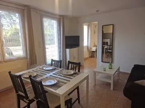Family-oriented pleasant holiday home with garden & BBQ | Close to the beach - Image 4