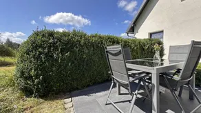 House with garden, terrace & BBQ - Image 2