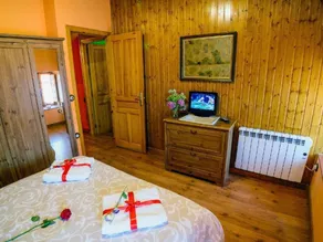 Apartamento vacacional con barbacoa, terraza y jacuzzi - Image 4