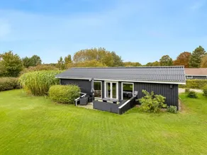 House with barbeque & terrace - Image 4