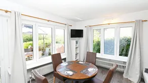 Child-friendly flat with terrace, barbeque & garden | Dogs allowed - Image 2
