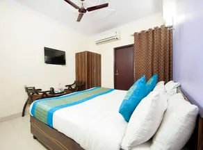 Hotel Galaxy - Image 4