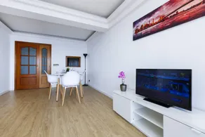 apartment with direct access to the sea - Image 3