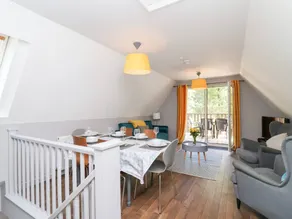 Cottage with pool & garden - Image 5