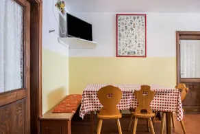 Fully equipped wonderful holiday home with terrace, fast internet & garden | City view | Dogs allowed - Image 3