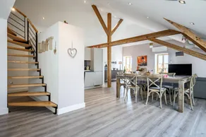 Flat with terrace & sauna | Garden view - Image 5