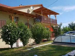 Charming holiday home with garden, private pool & barbeque | Pets allowed - Image 2