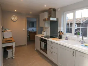 Children-friendly lovely cottage with garden | Pets are welcome - Image 4