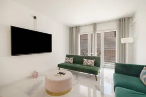 Spectacular Apartment Just 200m from the Sea - Image 3