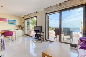 Lovely holiday home with garden, pool & terrace - Image 4
