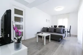 Apartamento P7 con piscina comunitaria, playa a 100m - Image 3