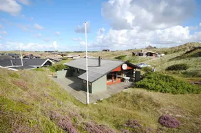 Holiday home with terrace | Sea view - Image 4