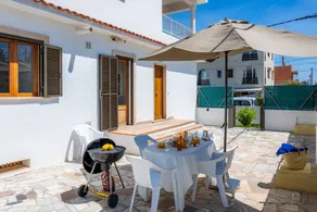 Flat with terrace | City view | Next to the beach | Good for workation - Image 2