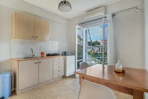 Holiday apartment with terrace & garden | Garden view - Image 3