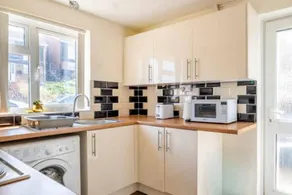 Child-friendly lovely house - Image 2