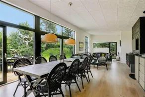 House with terrace, sauna & jacuzzi - Image 2
