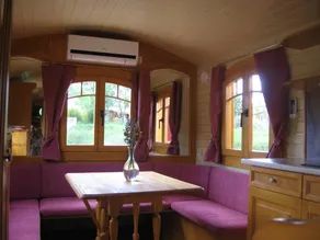 Family-friendly cabin with garden, terrace & heated pool | Mountain view - Image 3