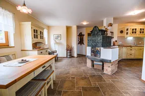Apartment with terrace, garden & BBQ | Mountain view - Image 3