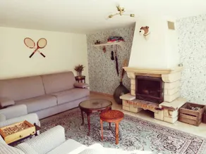 Cottage with hot tub, BBQ & terrace | Pets allowed - Image 3