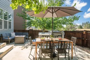 Ponderosa Pines by AvantStay Gorgeous Deck 10 mins from Central Bend Family Friendly - Image 3