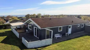 Ample house with hot tub, sauna & terrace | Dogs allowed - Image 2