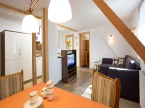 Incantevole appartamento adatto alle famiglie con barbecue, sauna e giardino | Vista sulla montagna - Image 2