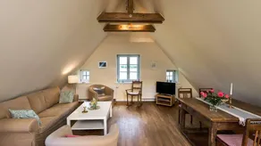Flat with sauna, garden & barbecue | Sea view - Image 2